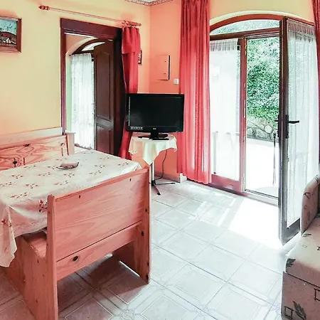 Apartment Amazing In W/ Wifi And 1 Bedrooms Zalakaros